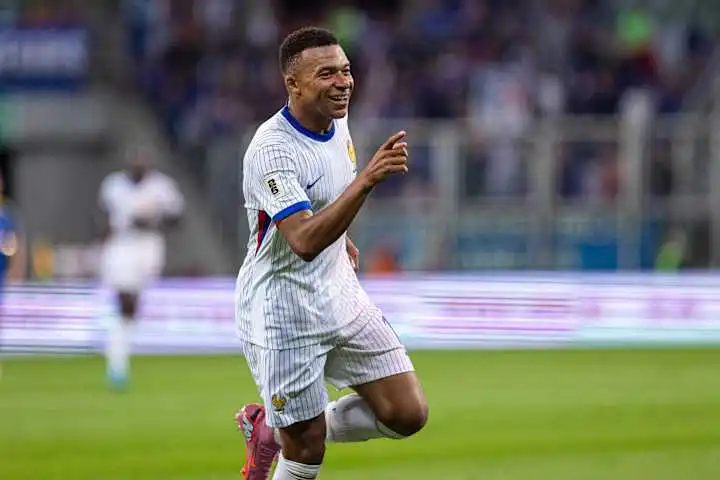 Hành Trình Vươn Tới Đỉnh Cao Của Kylian Mbappé: Những Dấu Ấn Khó Phai kubet 77